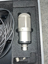 Load image into Gallery viewer, Neumann M147 Large Diaphragm Tube Condenser Mic
