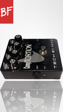 Load image into Gallery viewer, Tech 21 Comptortion Compressor/Distortion
