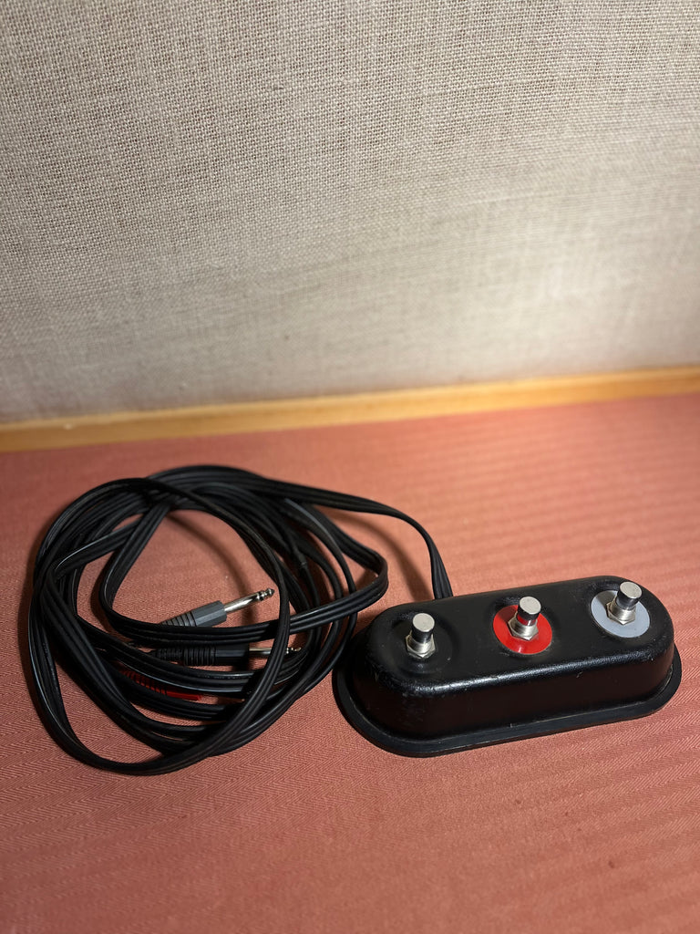 Roland FS-3 foot switch 日本製 Roland FS-3 foot switch 日本製