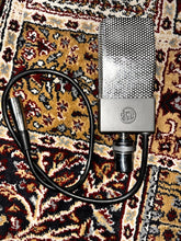 Load image into Gallery viewer, 1950's RCA 74-B Bidirectional Ribbon Mic
