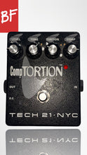 Load image into Gallery viewer, Tech 21 Comptortion Compressor/Distortion
