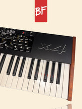 Load image into Gallery viewer, Dave Smith Instruments Mopho x4 44-Key 4-Voice Polyphonic Analog Synthesizer

