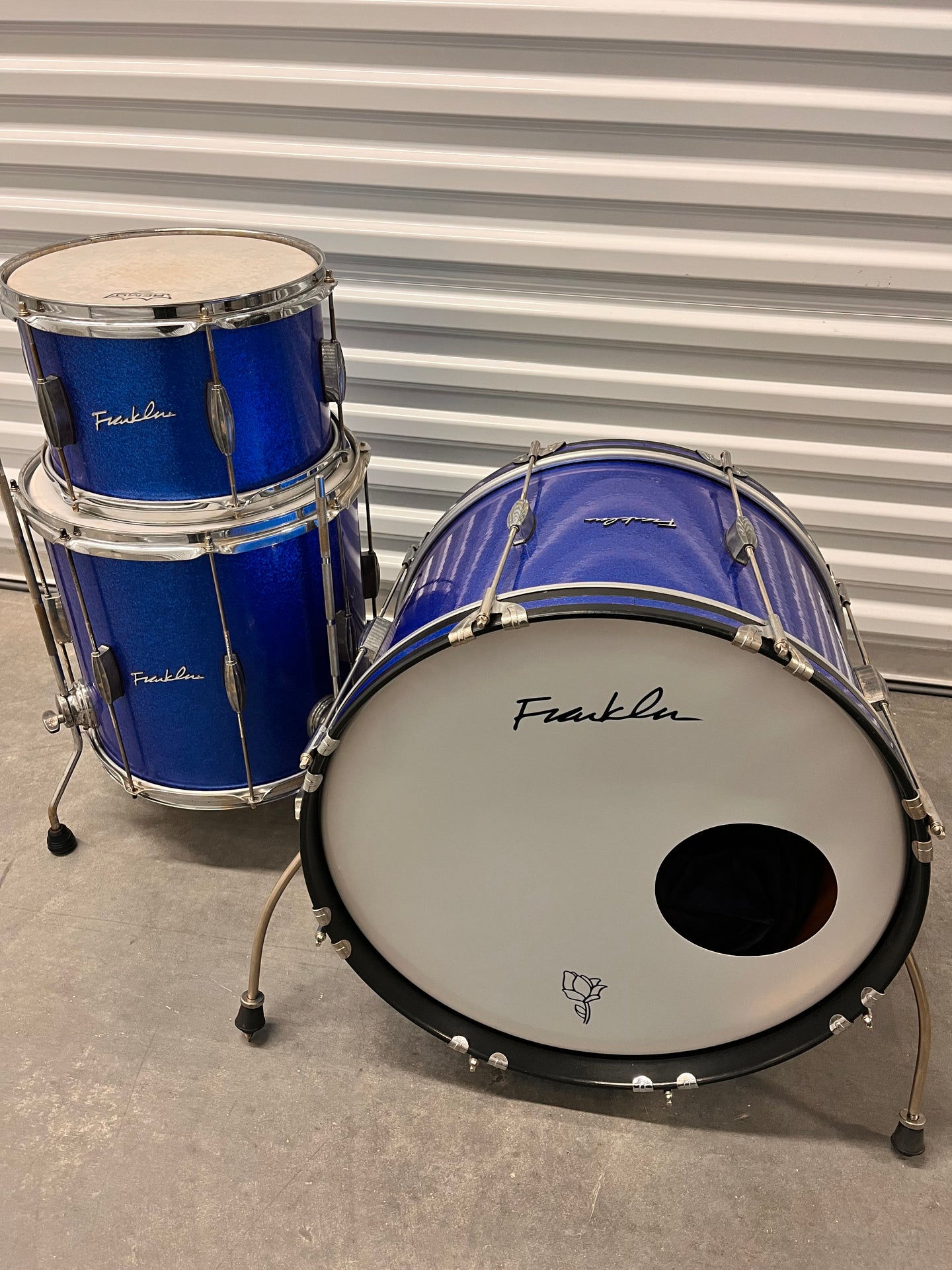 Franklin Drum Company 3pc Kit in Blue Sparkle