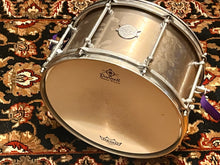 Load image into Gallery viewer, Dunnett Classic Titanium 8x14 Snare
