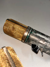 Load image into Gallery viewer, Hendyamps Large Diaphragm Condenser Mics (Pair)
