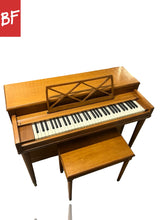 Load image into Gallery viewer, 1962 Gulbransen Pinafore 64-Key Piano
