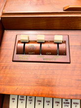 Load image into Gallery viewer, 1950&#39;s Wurlitzer 4410 Spinette Tube Reed Organ

