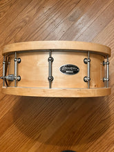 Load image into Gallery viewer, Pacific Drums and Percussion Concept Maple 5.5x14&quot; Snare Drum with Wood Hoops
