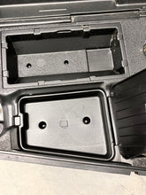 Load image into Gallery viewer, 1980&#39;s Peavey T-Series Guitar Case
