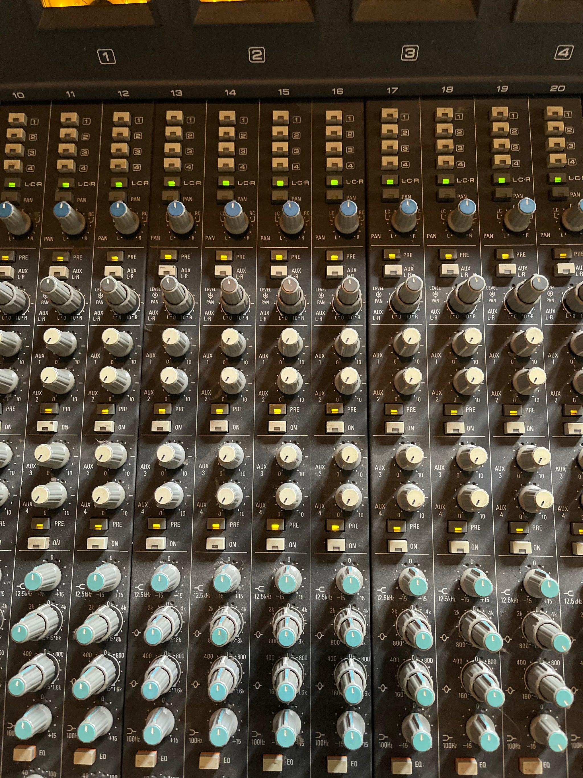 1990's Ramsa C900 36-Channel LCR Mixing Console – Byrd Finds 1990's Ramsa C900 36-Channel LCR Mixing Console – Byrd Finds