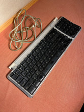 Load image into Gallery viewer, 1990’s Apple USB Keyboard w/ Numeric Keypad

