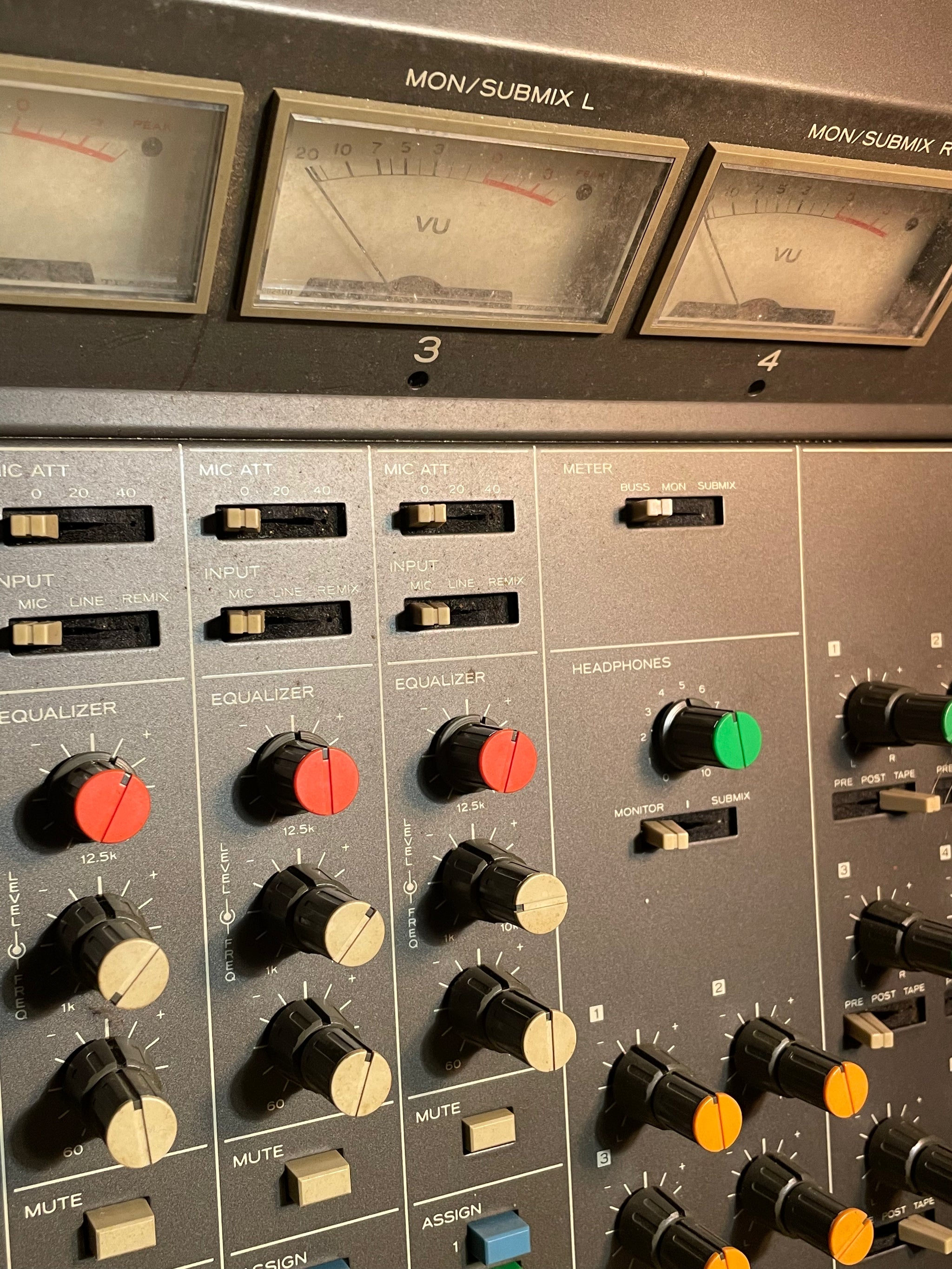 1980's Tascam M-30 8-Channel Analog Mixing Console – Byrd Finds