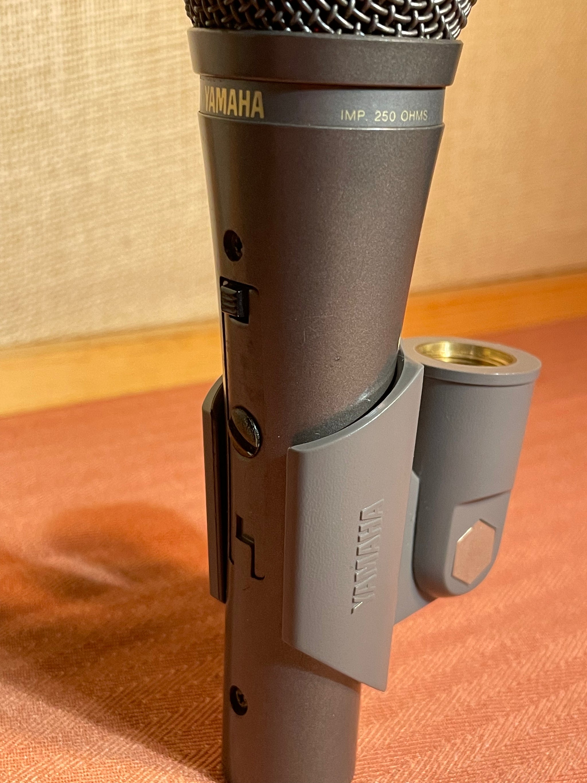 YAMAHA MZ103be Dynamic Microphone（2本セット） 1980's Yamaha MZ103Be Dynamic Cardioid Mic – Byrd Finds