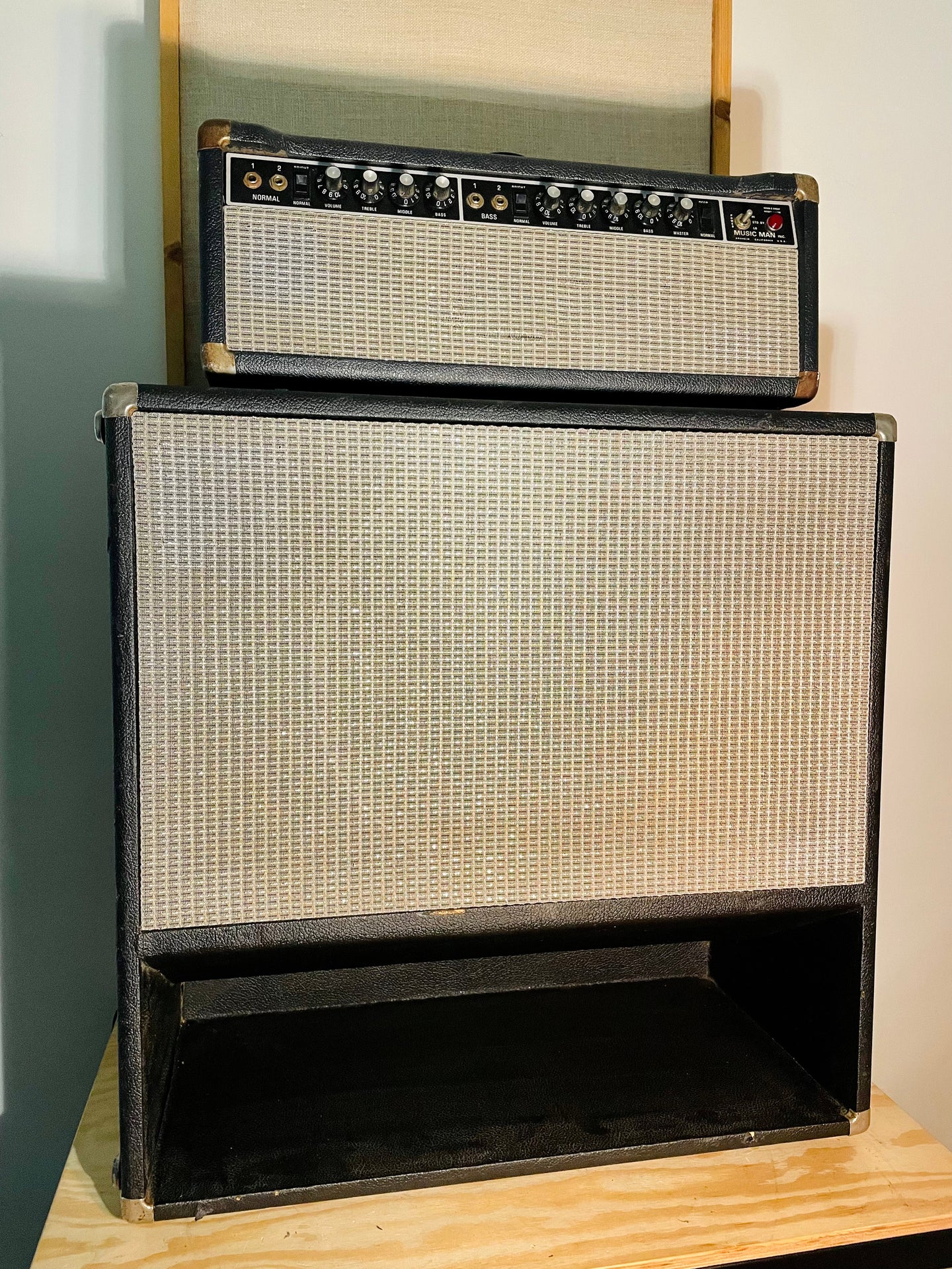 1970’s/1980’s Music Man Sixty-Five Solid State/Tube 65W Amp with 115RH Cabinet