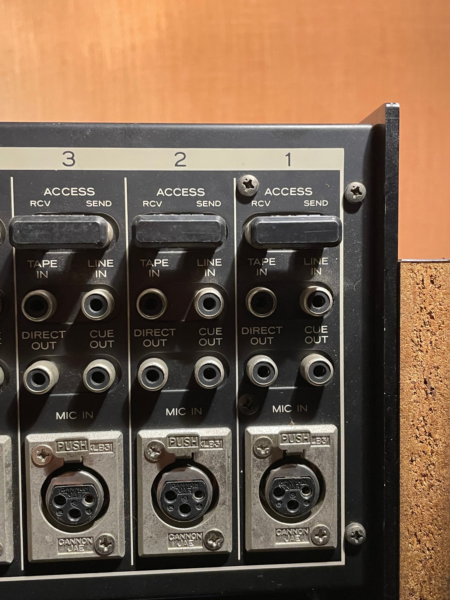 1980's Tascam M-30 8-Channel Analog Mixing Console – Byrd Finds 1980's Tascam M-30 8-Channel Analog Mixing Console – Byrd Finds