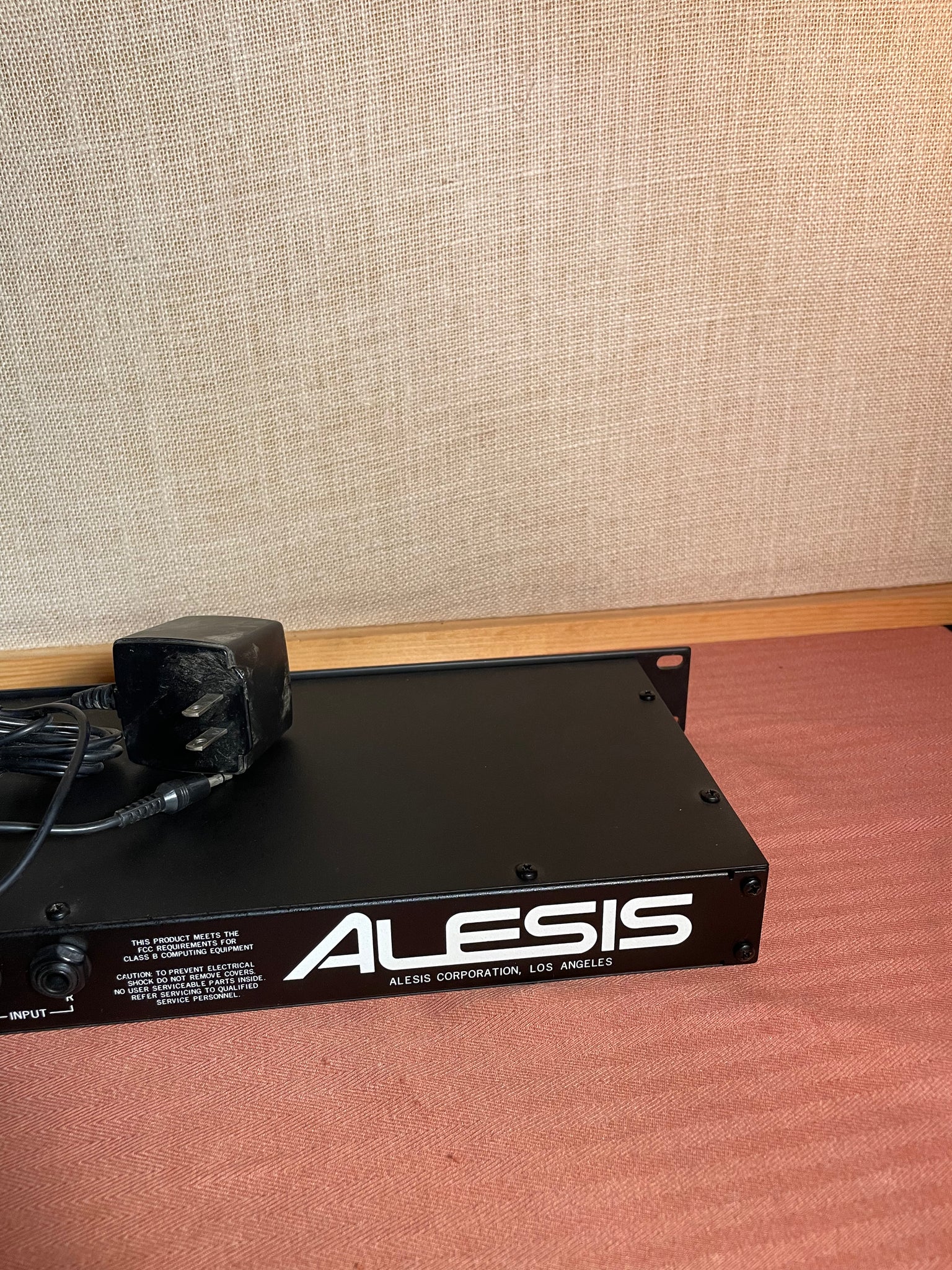 1990's Alesis Midiverb II Digital Effects Processor – Byrd Finds 1990's Alesis Midiverb II Digital Effects Processor – Byrd Finds