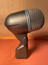 Load image into Gallery viewer, Shure Beta 52A Supercardioid Dynamic Kick Mic
