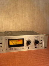 Load image into Gallery viewer, 1980’s Urei LA-4 Compressor/Limiter Stereo Pair
