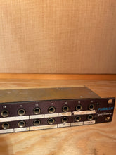 Load image into Gallery viewer, Furman PB 40 1/4&quot; Patchbay
