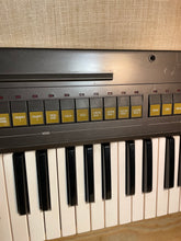 Load image into Gallery viewer, 1980’s Yamaha CE20 Combo Ensemble Synthesizer
