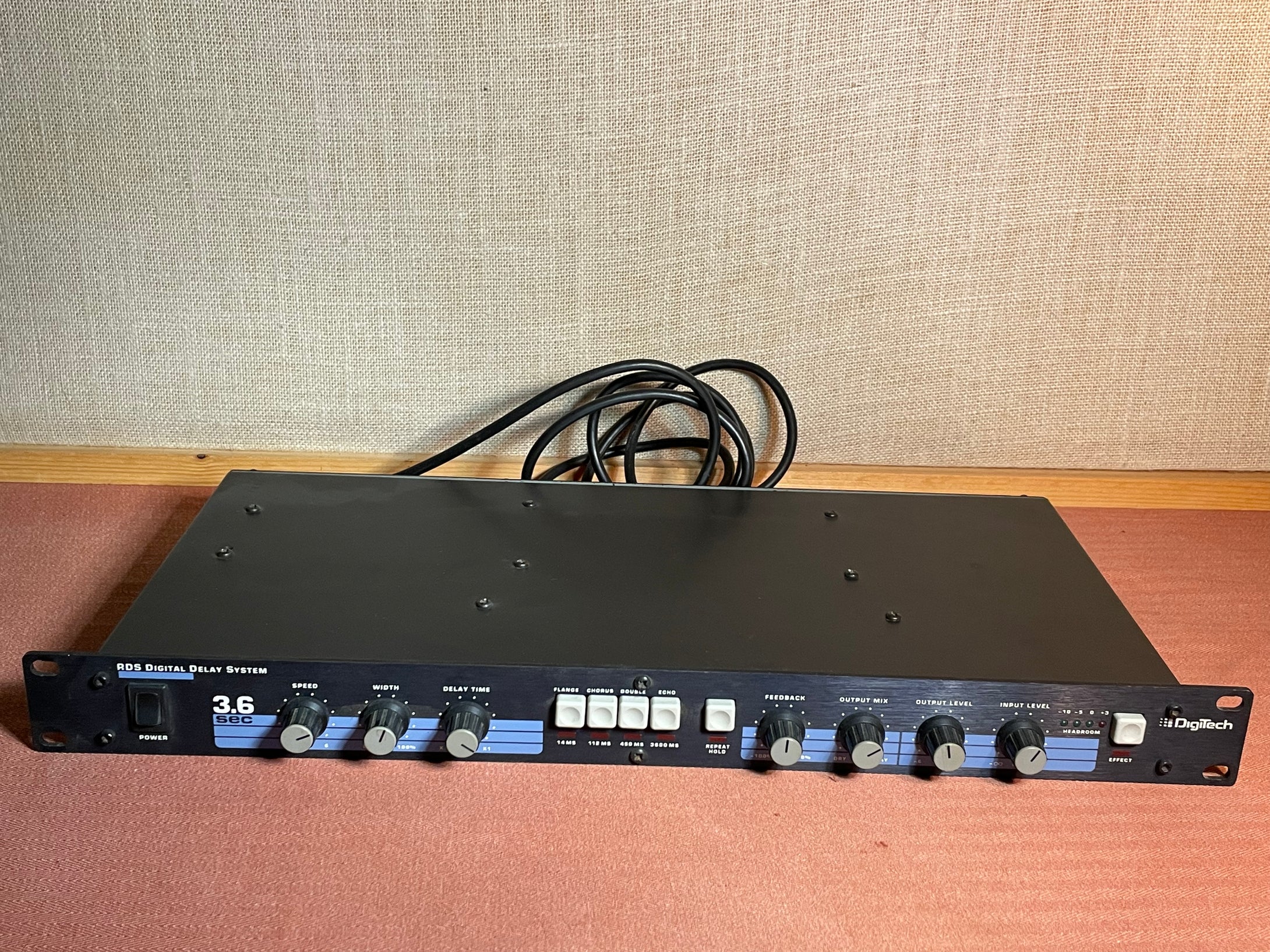 1980's Digitech RDS 1900 Digital Delay System – Byrd Finds