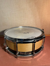 Load image into Gallery viewer, Gretsch 6.5x14 Free-Floating Snare
