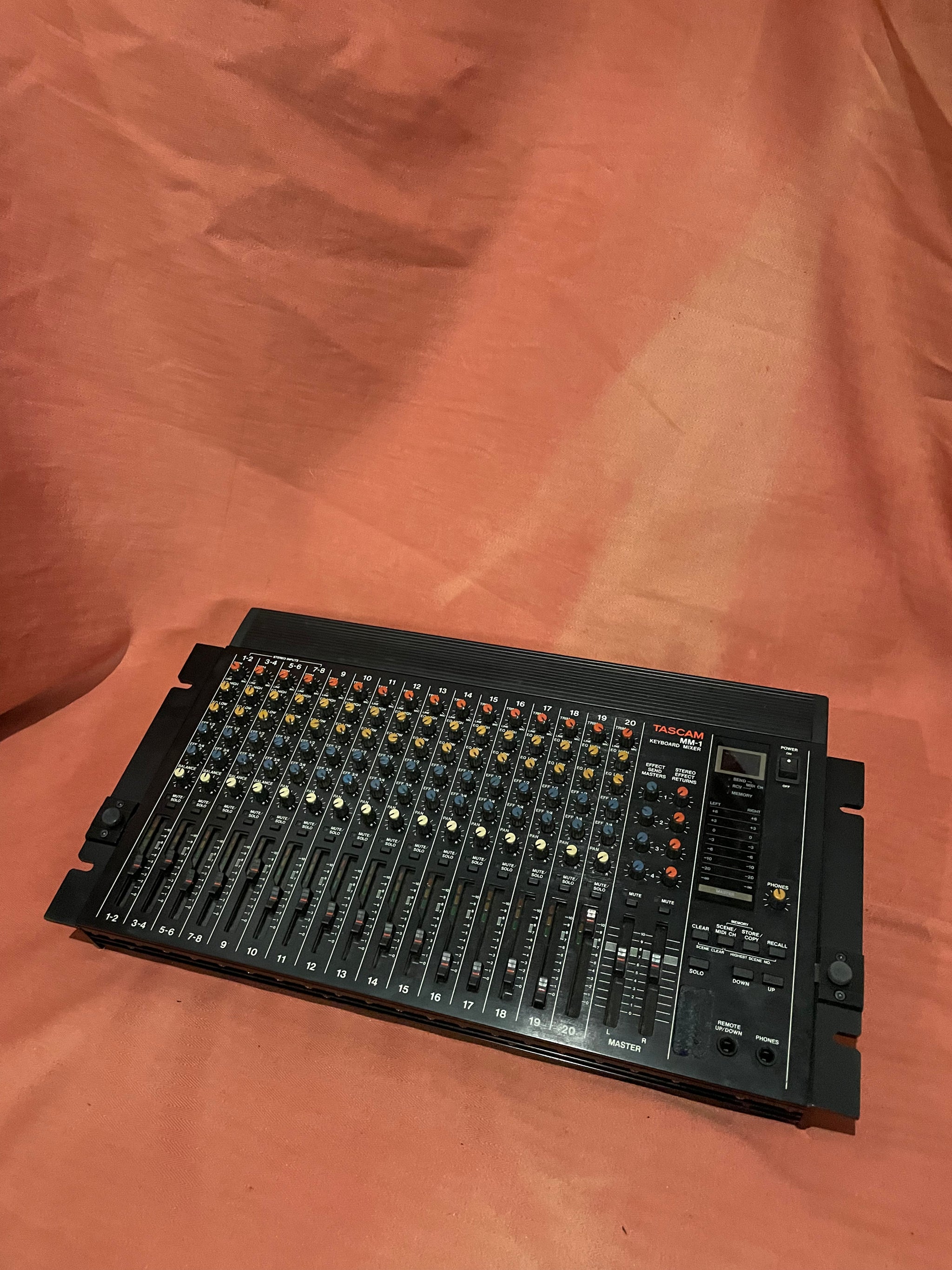TASCAM MM-1 キーボードミキサー 1990's Tascam MM-1 Keyboard Mixer – Byrd Finds
