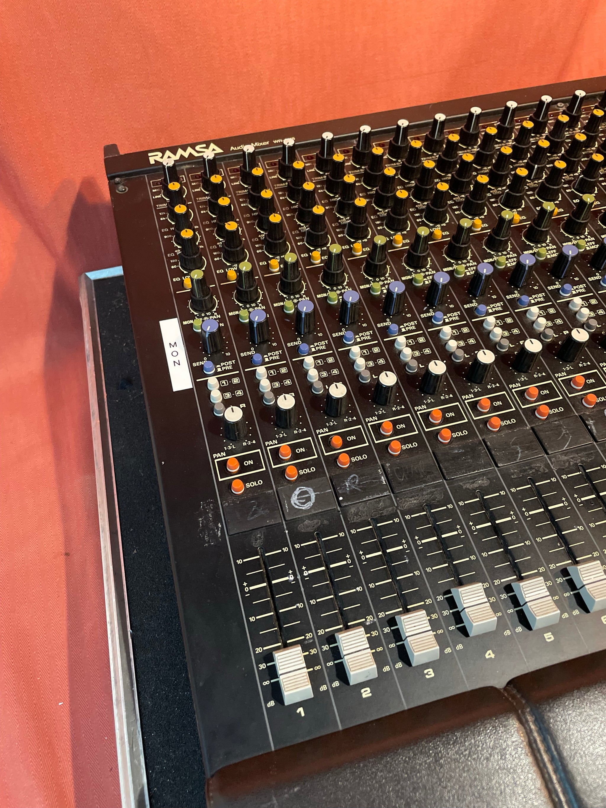 1990's Ramsa WR-8118 18-Channel Analog Console – Byrd Finds