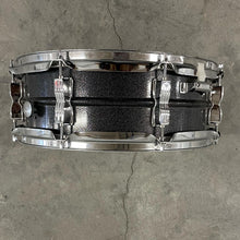 Load image into Gallery viewer, Ludwig Acrolite 5x14 Aluminum Snare in Black Galaxy
