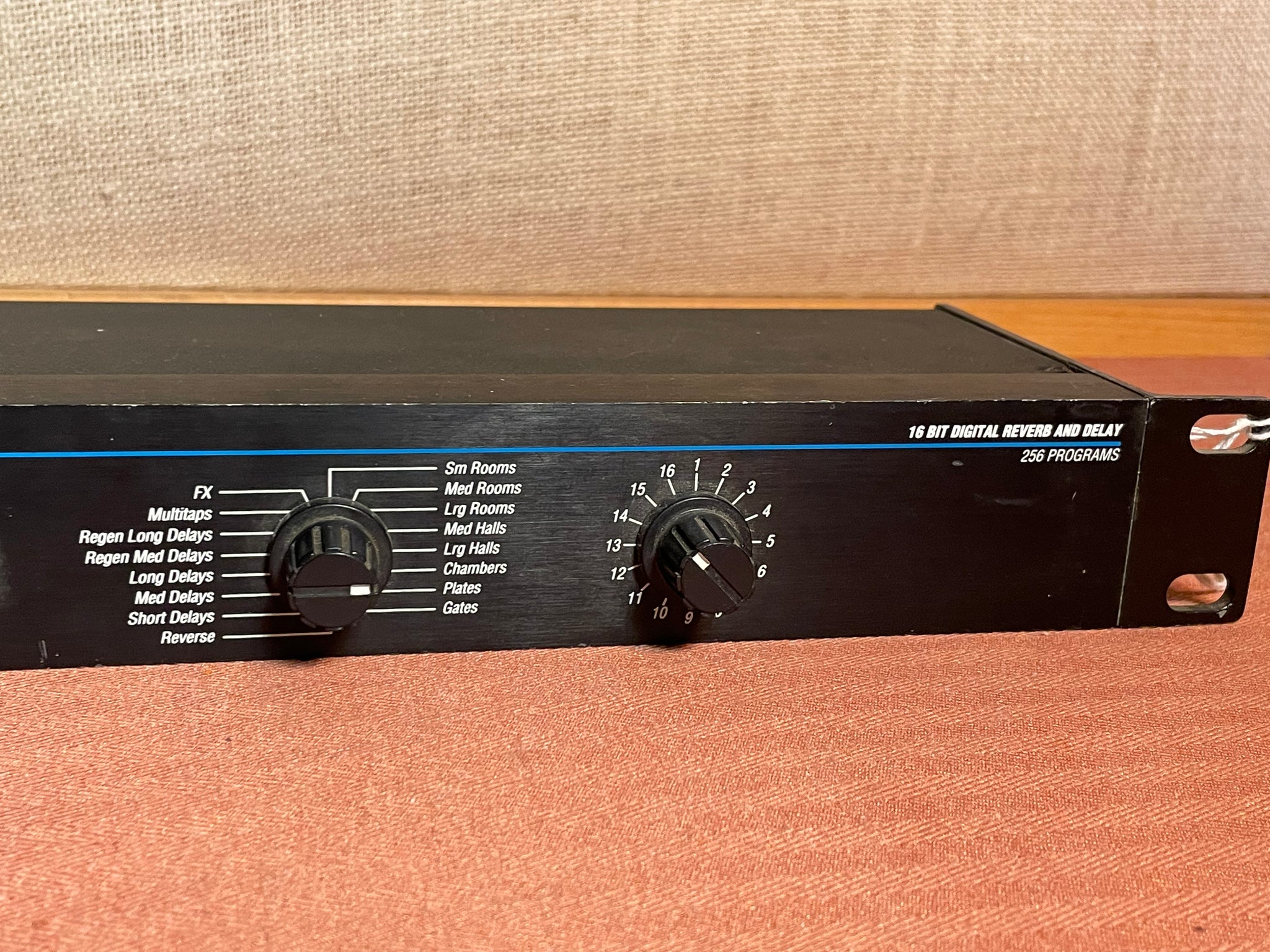 ALESIS MICROVERBⅢ デジタルリバーブ/ディレイ