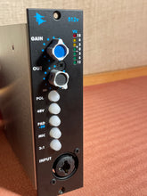 Load image into Gallery viewer, API 512V 500 Series Preamp
