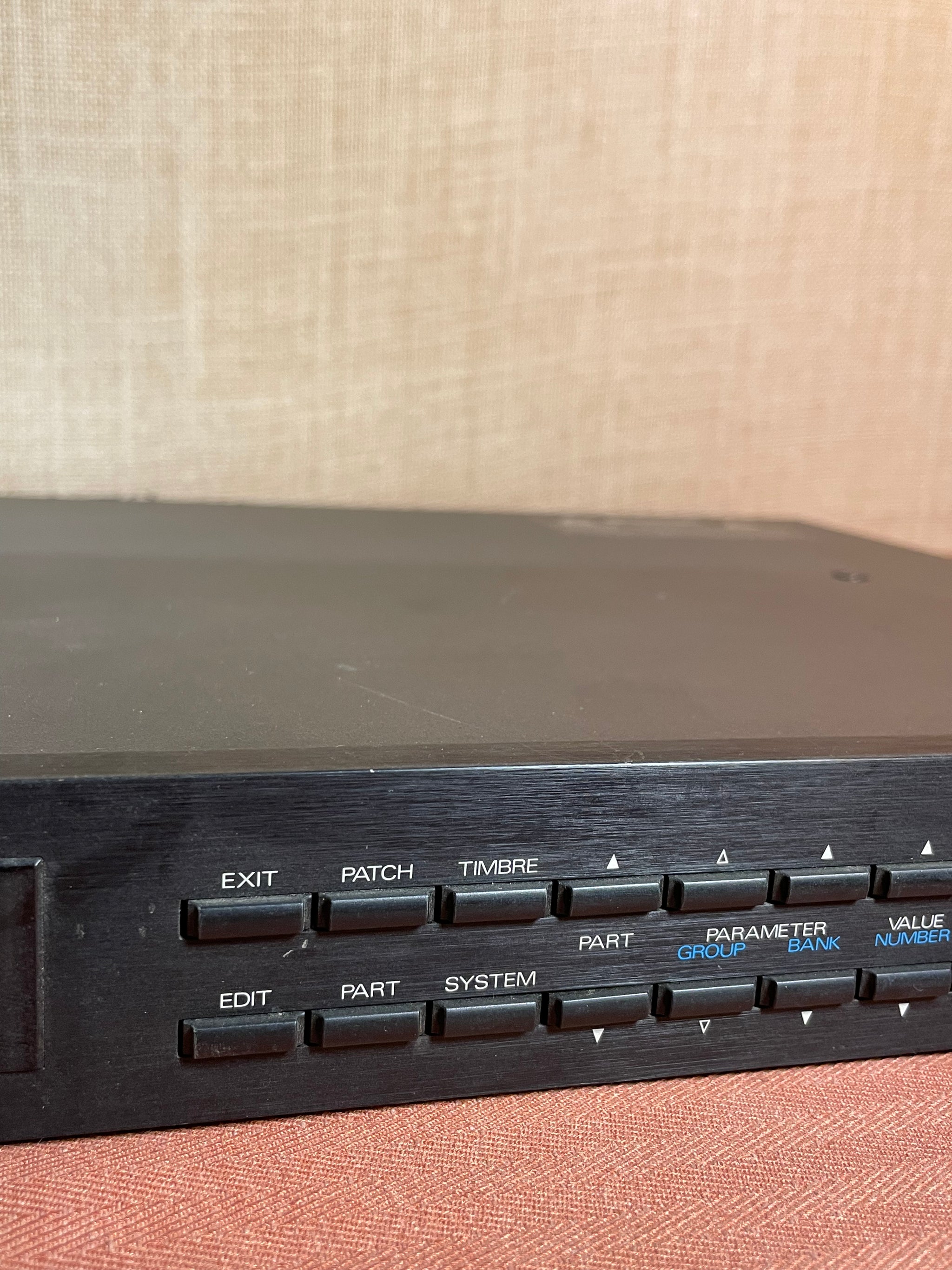 Roland D-110 - Module De Son Multi-Timbral Vintage - Rack 19"